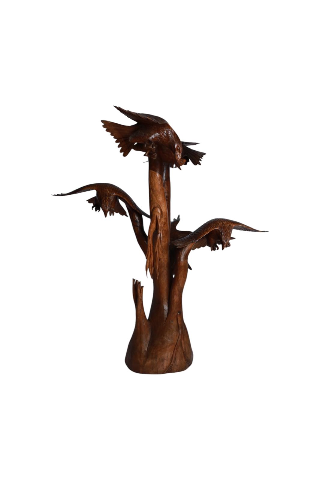 Hand-Carved Wooden Eagles in Flight Sculpture | Code 29